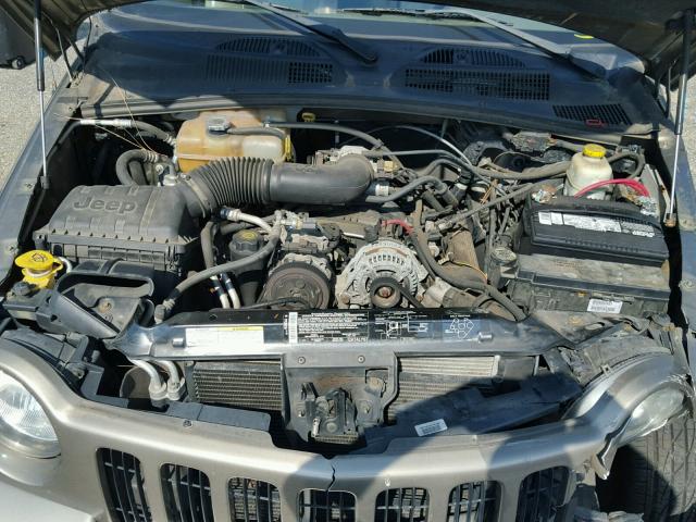 1J4GK38K44W195727 - 2004 JEEP LIBERTY RE TAN photo 7