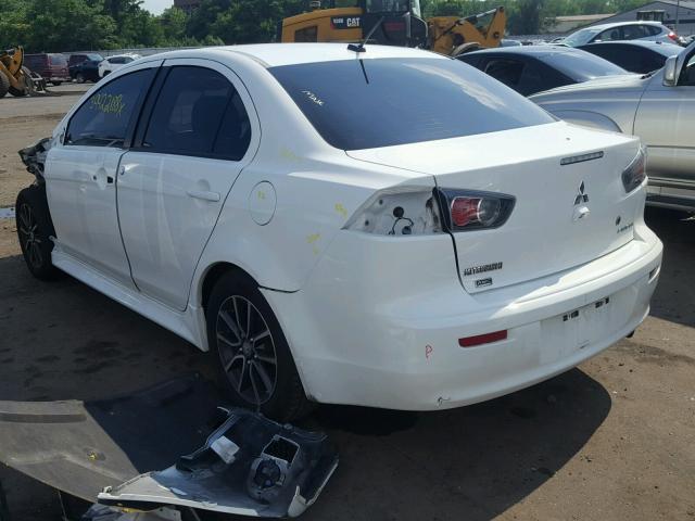 JA32V2FW0FU000484 - 2015 MITSUBISHI LANCER SE WHITE photo 3