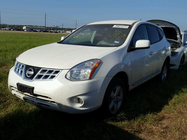 JN8AS5MT6DW552979 - 2013 NISSAN ROGUE S WHITE photo 2