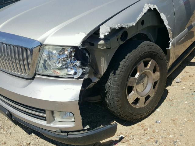 5LMFU27586LJ03677 - 2006 LINCOLN NAVIGATOR Gümüş foto 9