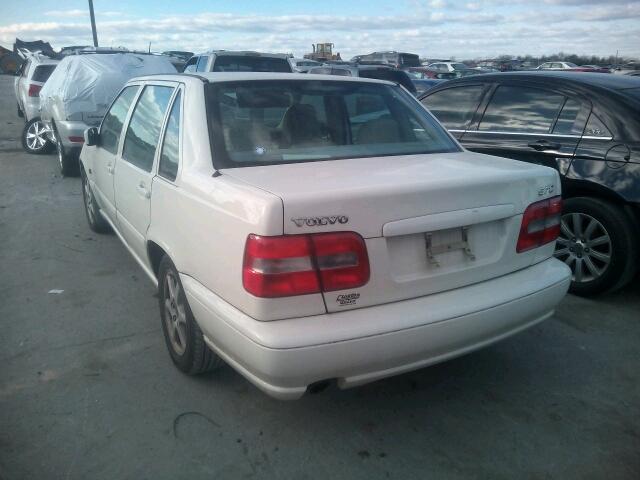 YV1LS61J8Y2635091 - 2000 VOLVO S70 BASE WHITE photo 3