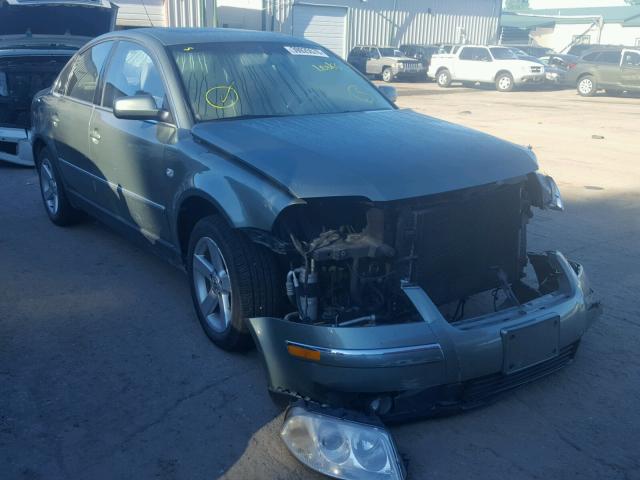WVWTH63B04P142335 - 2004 VOLKSWAGEN PASSAT GLX GREEN photo 1