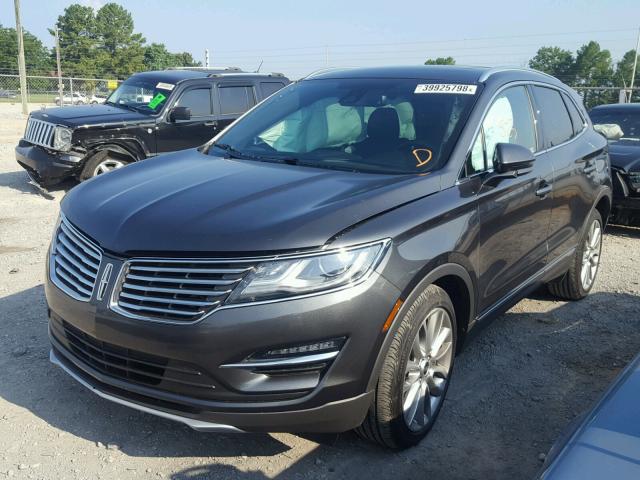 5LMCJ3C99JUL29062 - 2018 LINCOLN MKC RESERV CHARCOAL photo 2