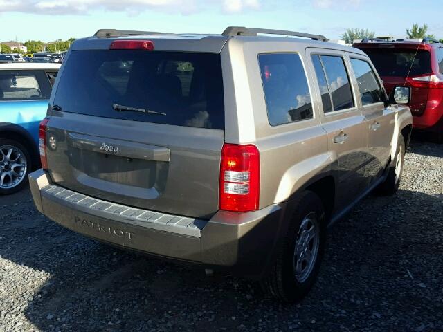 1J8FT28W38D731685 - 2008 JEEP PATRIOT GRAY photo 4