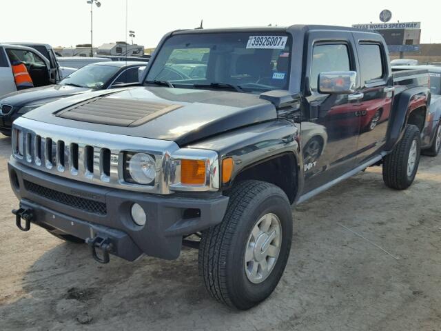 5GNEN13E798120395 - 2009 HUMMER H3T BLACK photo 2