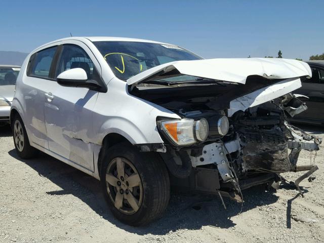 1G1JA6SH6F4134710 - 2015 CHEVROLET SONIC LS 白色 照片 1