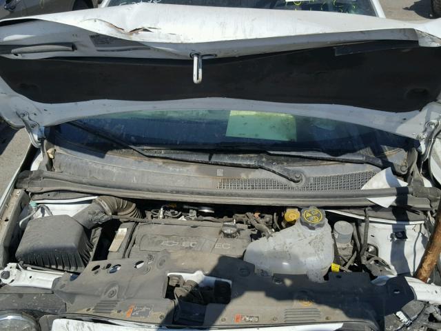 1G1JA6SH6F4134710 - 2015 CHEVROLET SONIC LS 白色 照片 7