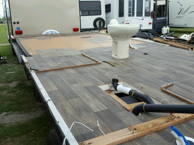 4YDF37526GA740433 - 2016 KEYSTONE MONTANA TAN photo 6