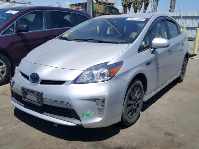 JTDKN3DP3E3060184 - 2014 TOYOTA PRIUS PLUG SILVER photo 2