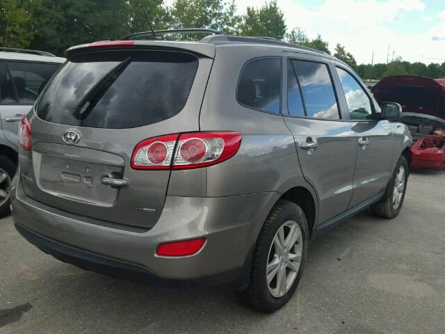 5XYZKDAG2CG095146 - 2012 HYUNDAI SANTA FE GRAY photo 4