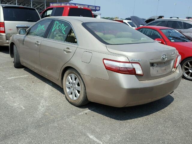 4T1BB46K68U036813 - 2008 TOYOTA CAMRY HYBR GOLD photo 3