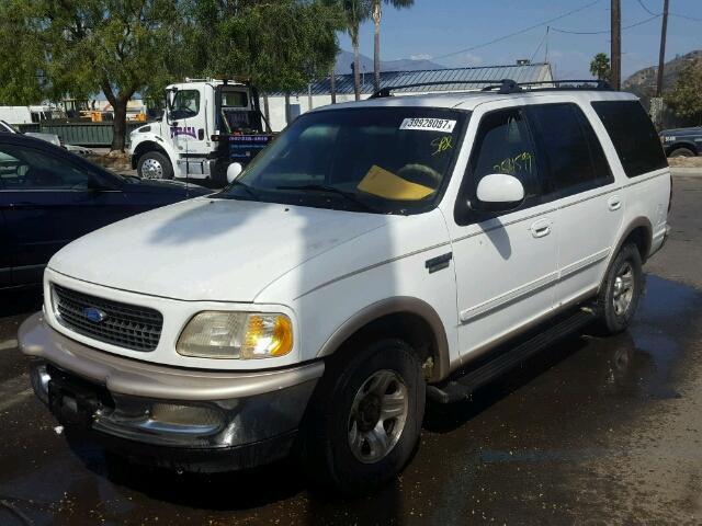 1FMEU17L9VLC26328 - 1997 FORD EXPEDITION WHITE photo 2