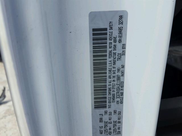 3C6TRVDG4JE119807 - 2018 RAM PROMASTER 白色 照片 10