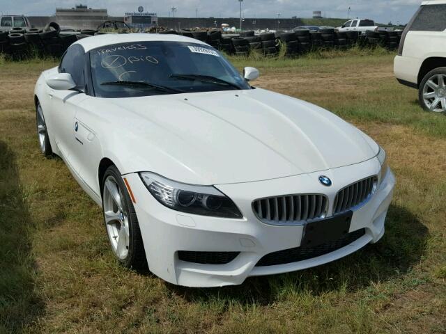 WBALM7C56BE383754 - 2011 BMW Z4 WHITE photo 1