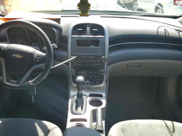 1G11B5SL9EF215067 - 2014 CHEVROLET MALIBU LS GOLD photo 9