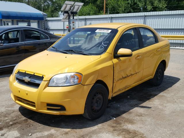 KL1TD5DEXAB128764 - 2010 CHEVROLET AVEO LS YELLOW photo 2