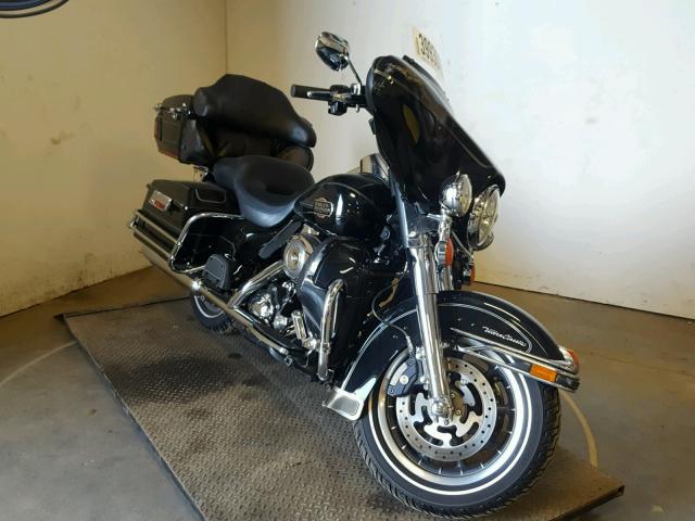 1HD1FC4188Y678062 - 2008 HARLEY-DAVIDSON FLHTCUI Қара фото 1