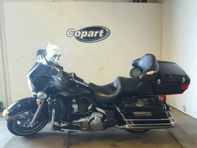 1HD1FC4188Y678062 - 2008 HARLEY-DAVIDSON FLHTCUI Қара фото 9