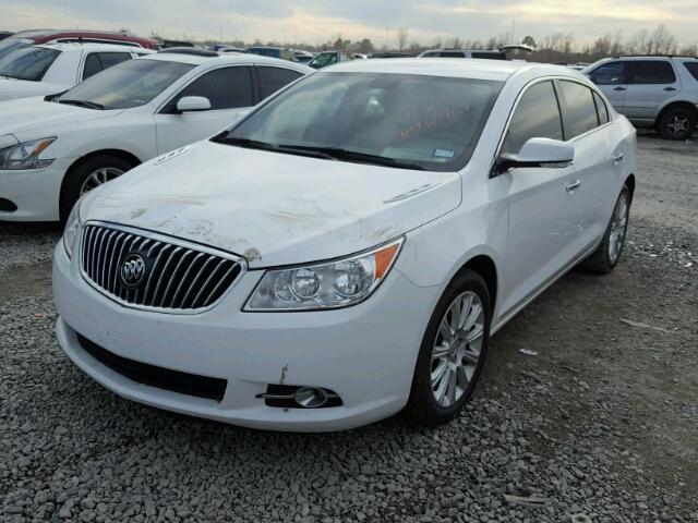 1G4GC5E39DF225974 - 2013 BUICK LACROSSE WHITE photo 2
