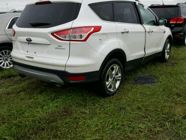 1FMCU0GX0EUD31323 - 2014 FORD ESCAPE WHITE photo 4