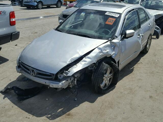 1HGCM56897A105802 - 2007 HONDA ACCORD EX SILVER photo 2