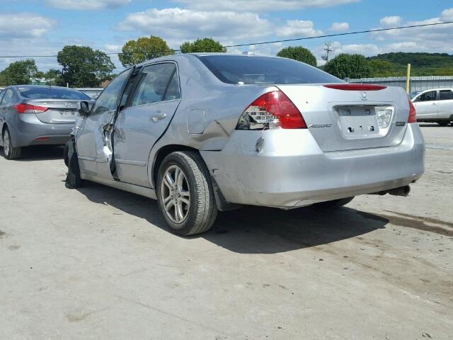 1HGCM56897A105802 - 2007 HONDA ACCORD EX SILVER photo 3