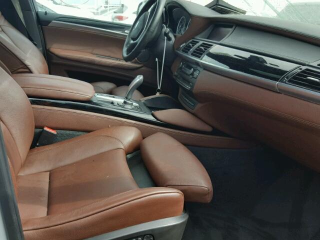 5UXFG8C57DL592298 - 2013 BMW X6 ვერცხლისფერი ფოტო 5