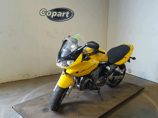 JS1GN7AA232100197 - 2003 SUZUKI GSF600 S YELLOW photo 2