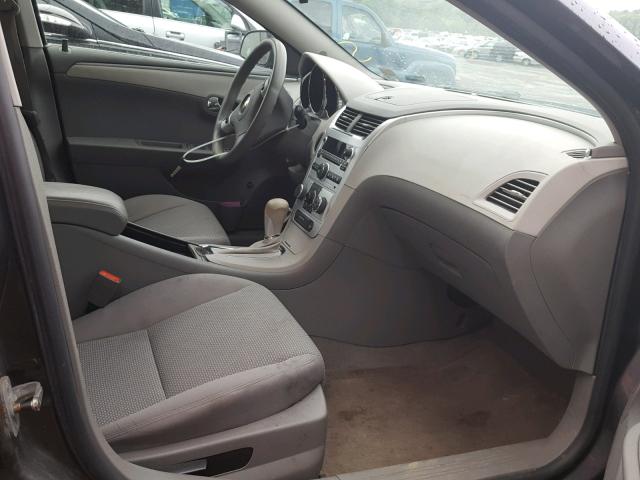 1G1ZB5E17BF197757 - 2011 CHEVROLET MALIBU LS ნაცრისფერი ფოტო 5