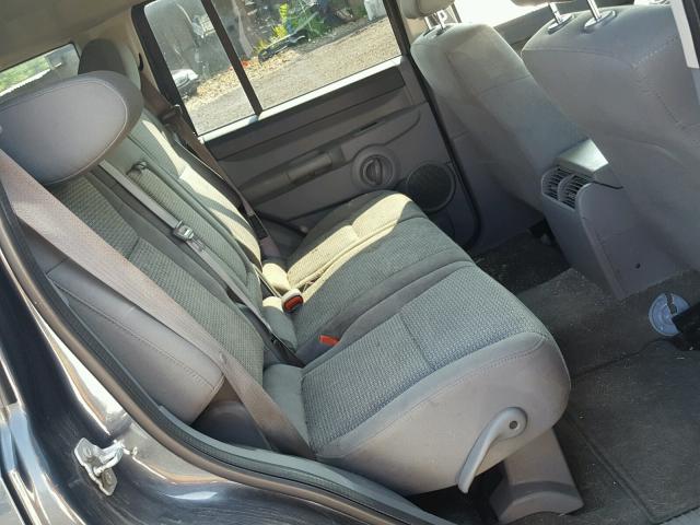 1J8HG48K07C690037 - 2007 JEEP COMMANDER GRAY photo 6