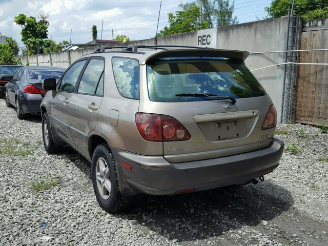 JT6HF10U2Y0157428 - 2000 LEXUS RX300 GOLD photo 3