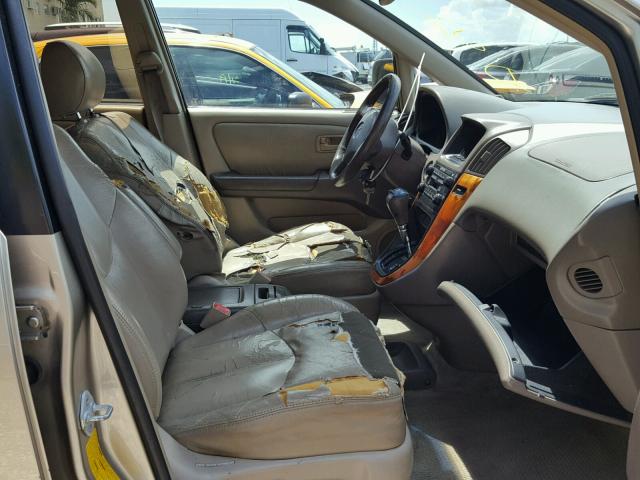 JT6HF10U2Y0157428 - 2000 LEXUS RX300 GOLD photo 5