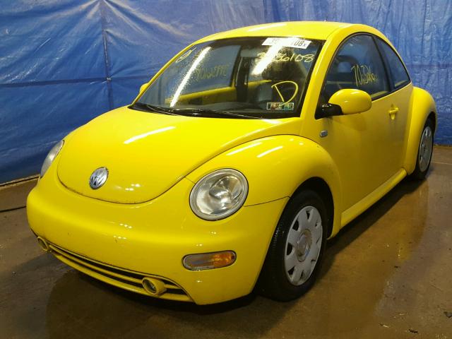 3VWCB21C52M430017 - 2002 VOLKSWAGEN NEW BEETLE 黄色 照片 2