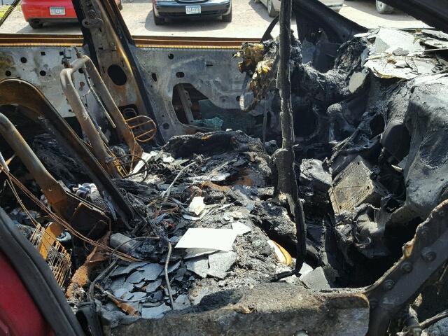 2G2WS522741117900 - 2004 PONTIAC GRAND PRIX BURN photo 5