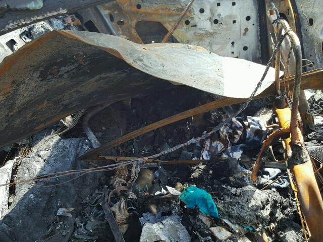 2G2WS522741117900 - 2004 PONTIAC GRAND PRIX BURN photo 6