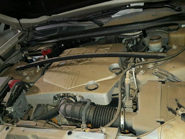 1GYEE637480184061 - 2008 CADILLAC SRX TAN photo 7