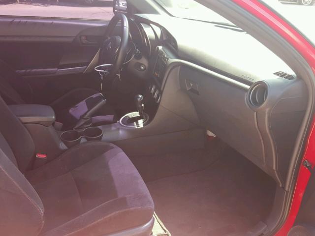 JTKJF5C79D3051261 - 2013 TOYOTA SCION TC RED photo 5