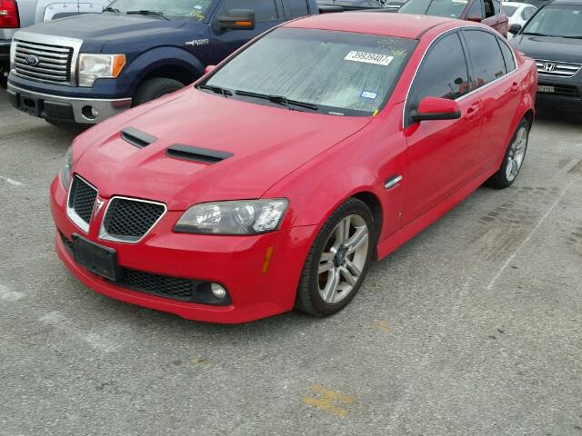 6G2ER57718L128714 - 2008 PONTIAC G8 RED photo 2