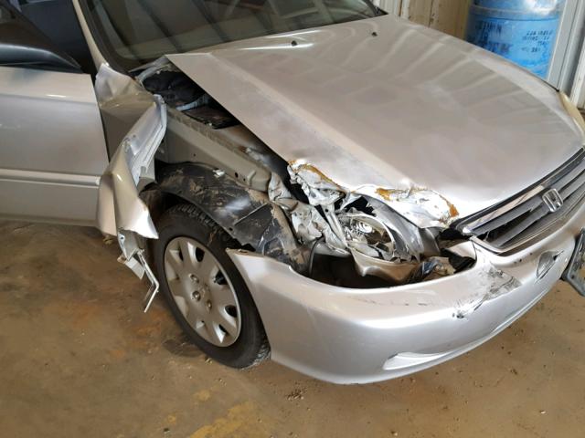 2HGEJ6619XH574481 - 1999 HONDA CIVIC BASE SILVER photo 9