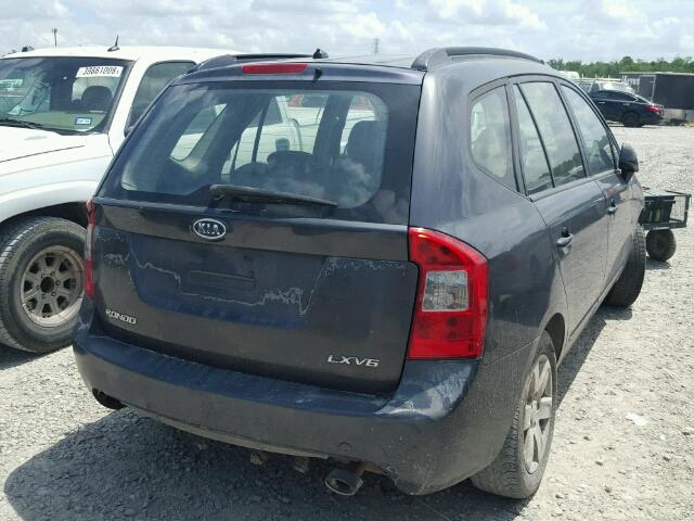 KNAFG526777110949 - 2007 KIA RONDO LX GRAY photo 4