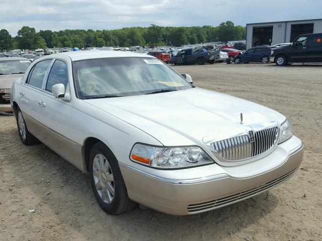 1LNHM83W84Y671084 - 2004 LINCOLN TOWN CAR U BEIGE photo 1