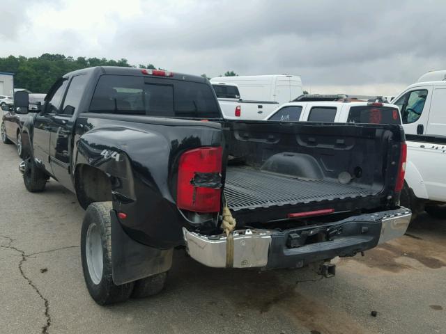 1GTJK33608F219646 - 2008 GMC SIERRA K35 BLACK photo 3