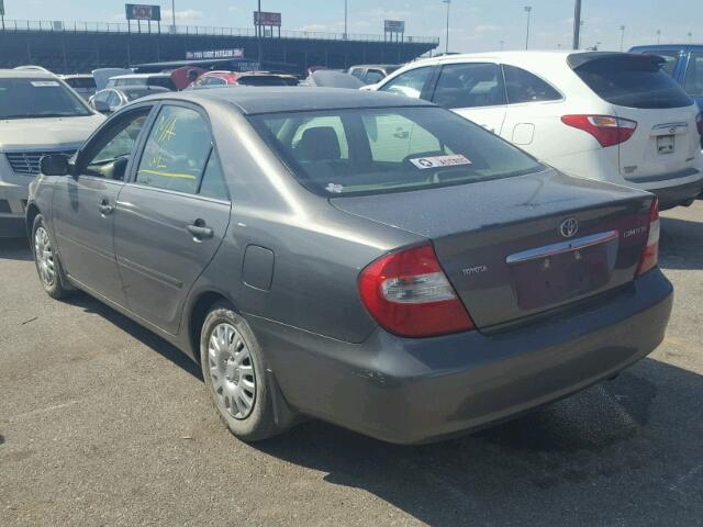 4T1BE32K33U771085 - 2003 TOYOTA CAMRY LE ნაცრისფერი ფოტო 3