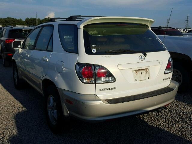 JTJGF10U020147652 - 2002 LEXUS RX 300 WHITE photo 3