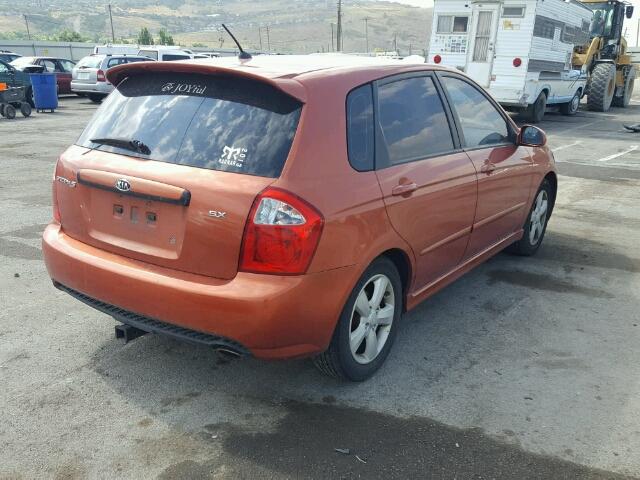 KNAFE161185015085 - 2008 KIA SPECTRA5 5 ORANGE photo 4