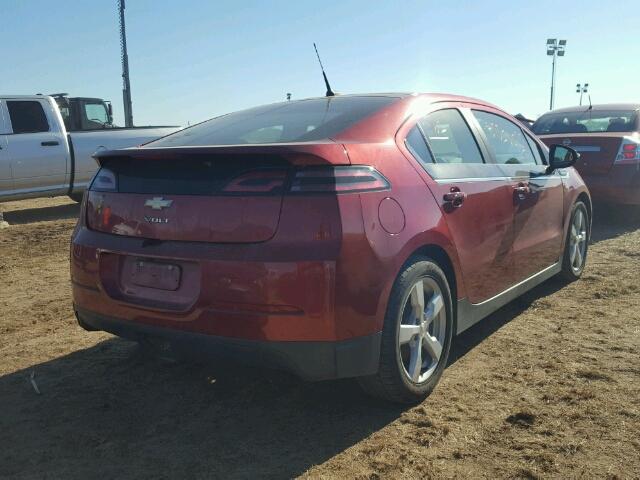 1G1RB6E48DU117588 - 2013 CHEVROLET VOLT RED photo 4