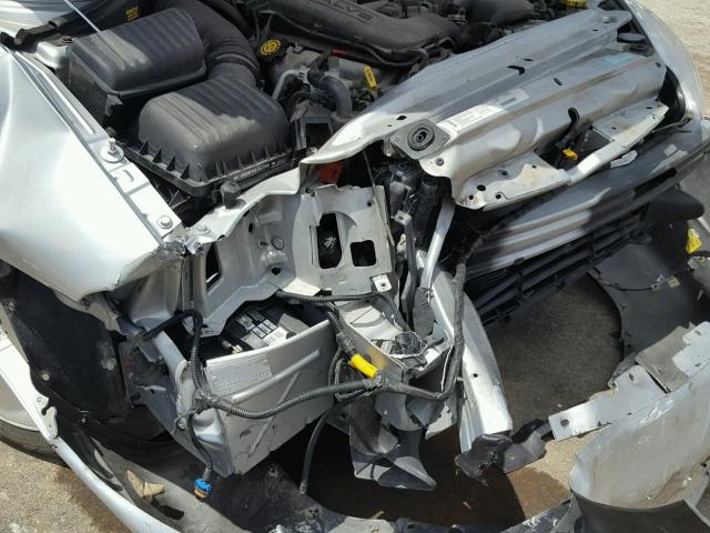 2B3HD76V5YH369366 - 2000 DODGE INTREPID R SILVER photo 9