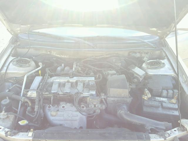 1YVGF22C325281811 - 2002 MAZDA 626 LX GOLD photo 7