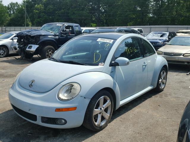 3VWRW3AG9AM028605 - 2010 VOLKSWAGEN NEW BEETLE BLUE photo 2