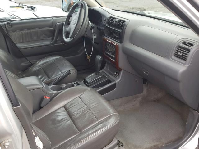 4S6CK58W314402198 - 2001 HONDA PASSPORT E SILVER photo 5